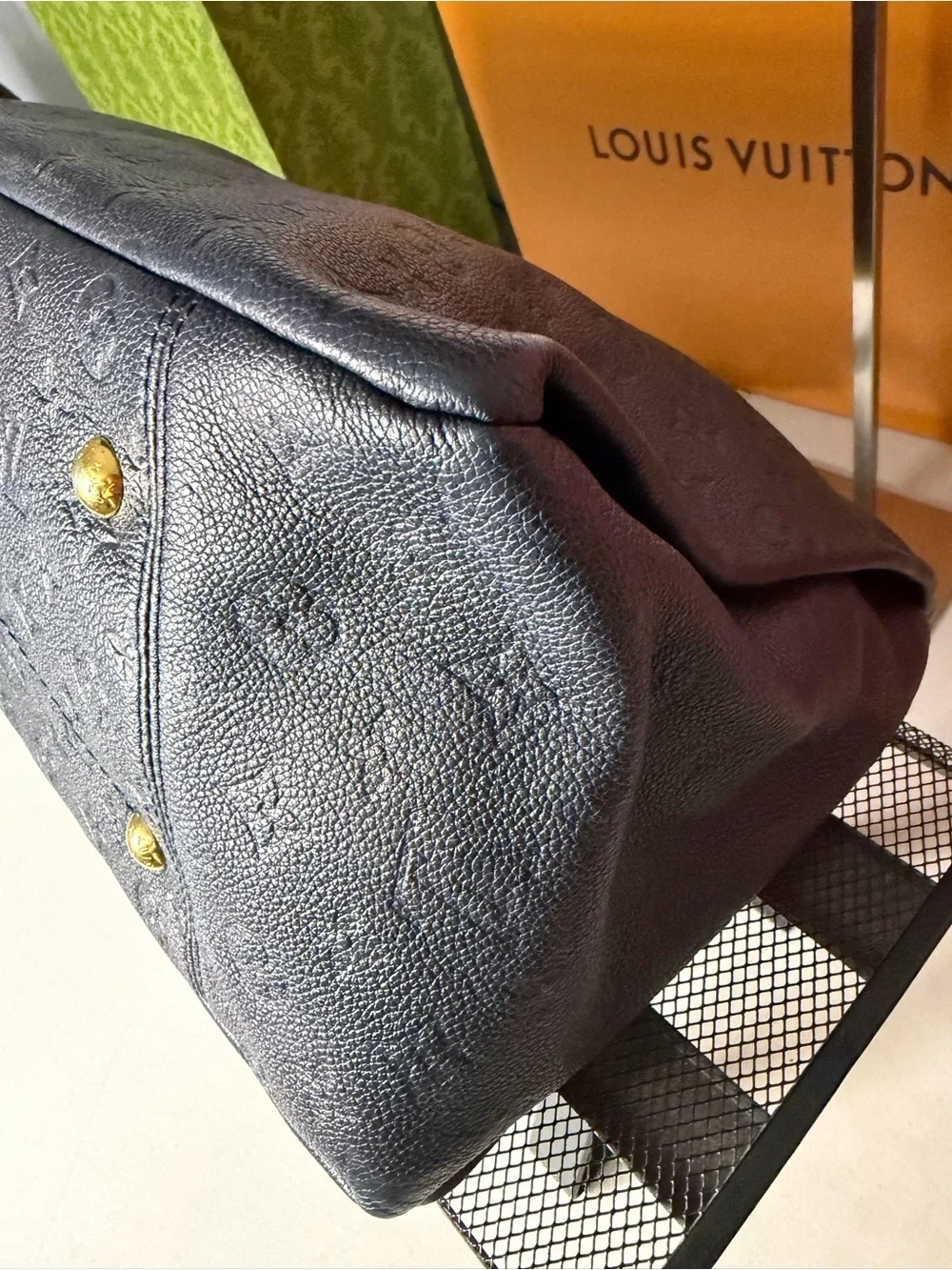 LOUIS VUITTON MONOGRAM EMPREINTE ARTSY MM – NAVY
